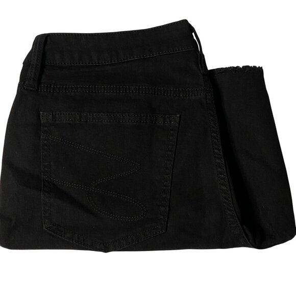 Seven7 Womens Relaxed Bermuda Shorts Black Cotton Blend Size 10 NWT - Picture 9 of 10